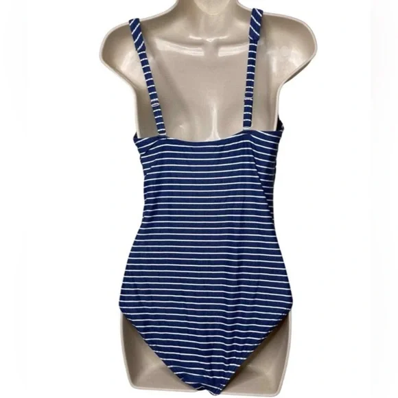 OnePiece NipTuck Joanne sz4 fitC-DD Swim• power mesh•bodySculpting tummy control - Picture 3 of 12